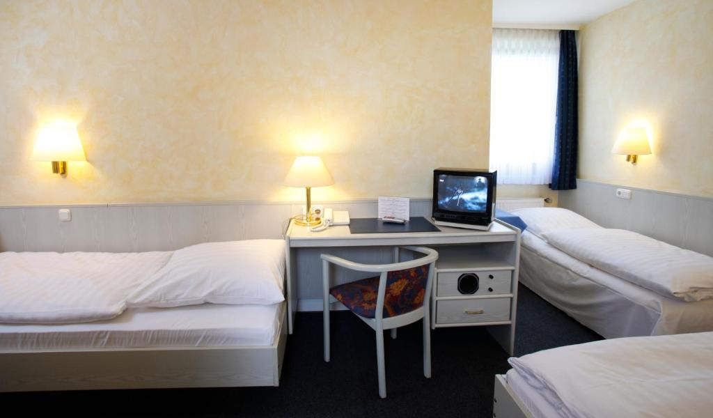 Hotel Rennschuh Gottingen Phòng bức ảnh