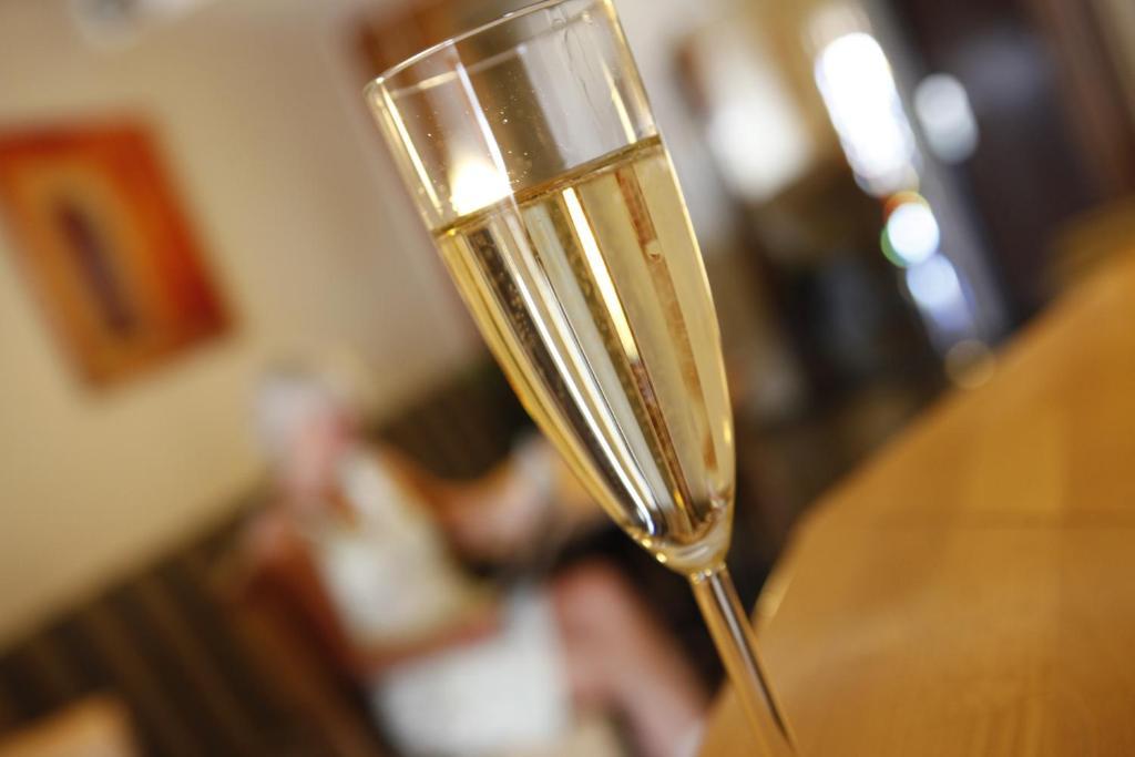 Hotel Rennschuh Gottingen Ngoại thất bức ảnh
